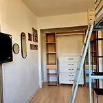Cosy For Teams & Groups & Family With Parking *