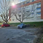 Cosy For Teams & Groups & Family With Parking * Mérignac