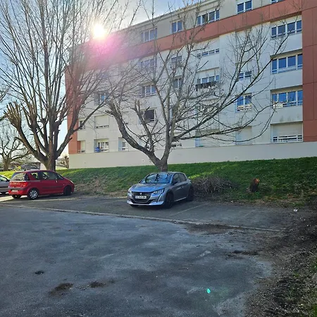 Cosy For Teams & Groups & Family With Parking * Mérignac