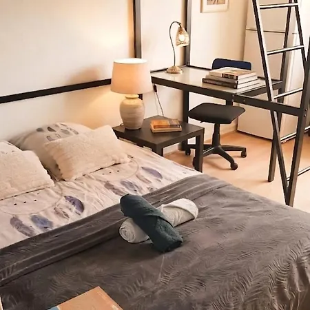 Cosy For Teams & Groups & Family With Parking Apartman