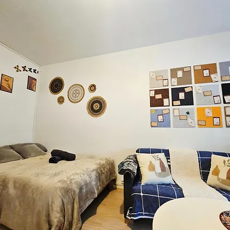 Apartament Cosy For Teams & Groups & Family With Parking