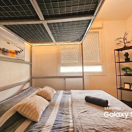 Cosy For Teams & Groups & Family With Parking Apartman