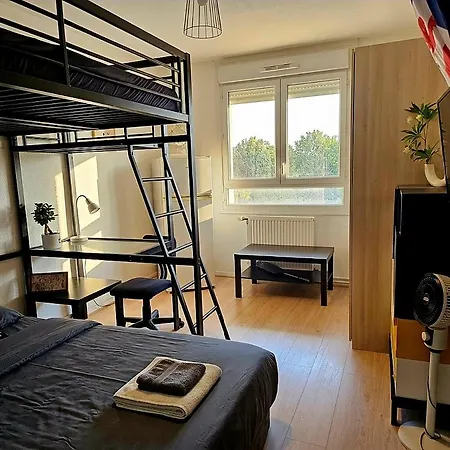 Apartament Cosy For Teams & Groups & Family With Parking *